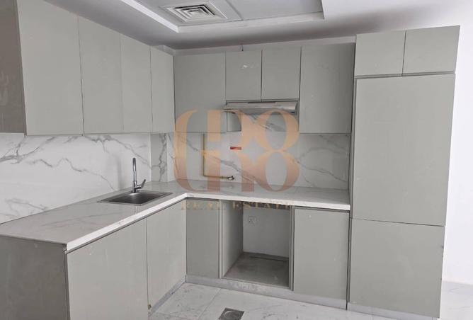 100410147 - Property Image 3