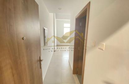 Apartment - Studio - 1 Bathroom for rent in Karama Park Area - Al Karama - Dubai