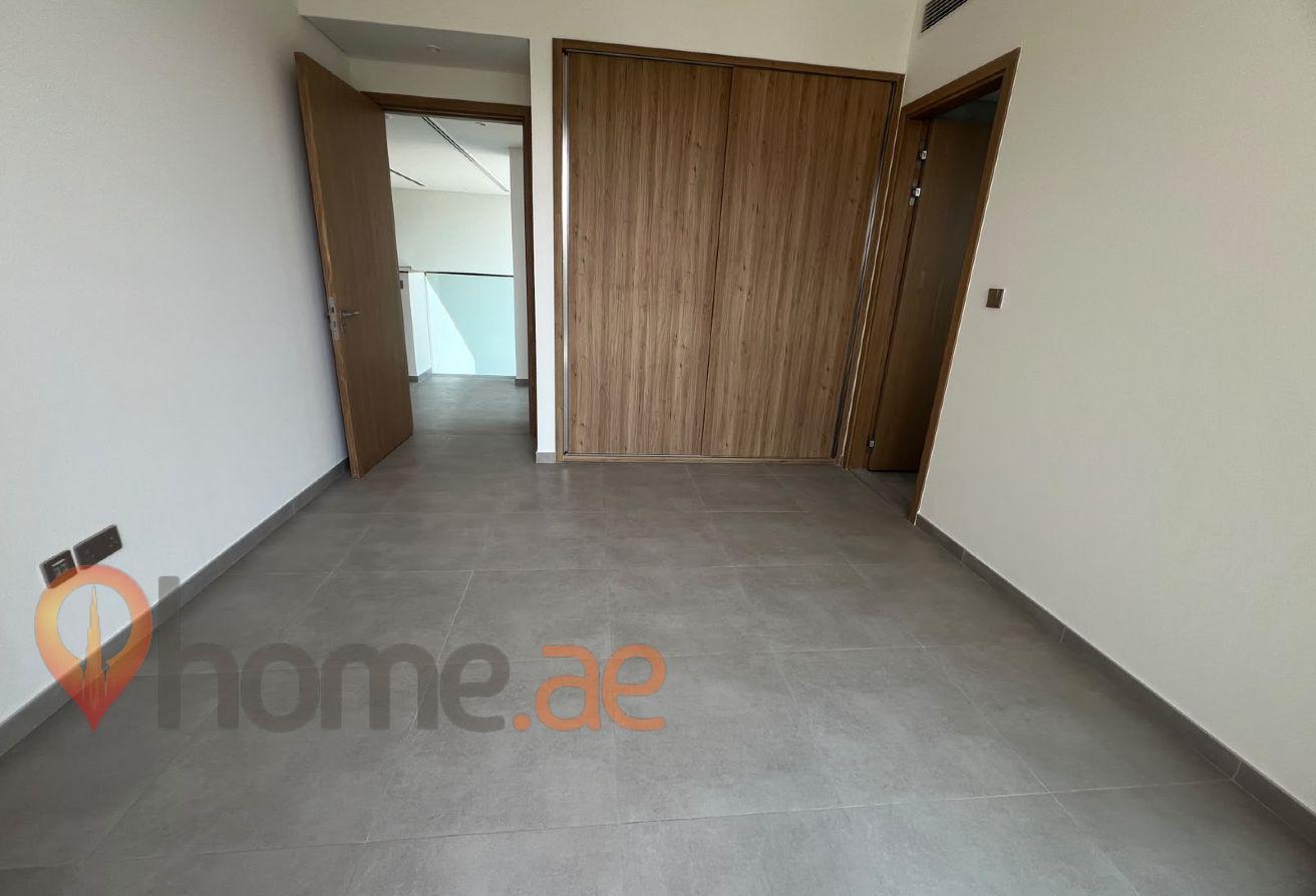 Luxury Park Facing l Huge Plot l Multiple Options photo 15