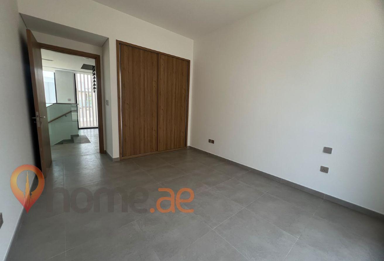 Luxury Park Facing l Huge Plot l Multiple Options photo 26