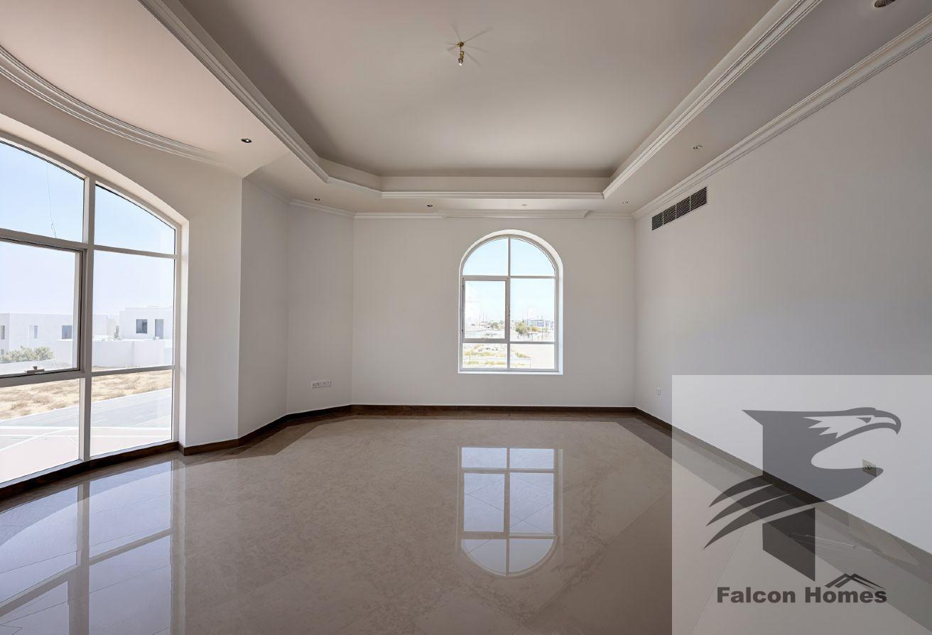 Spacious 6BR Villa with Garden | Ready to Move photo 16