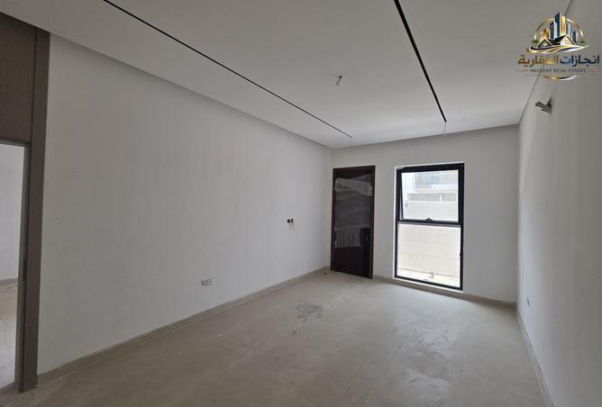 135148229 - Property Image 3