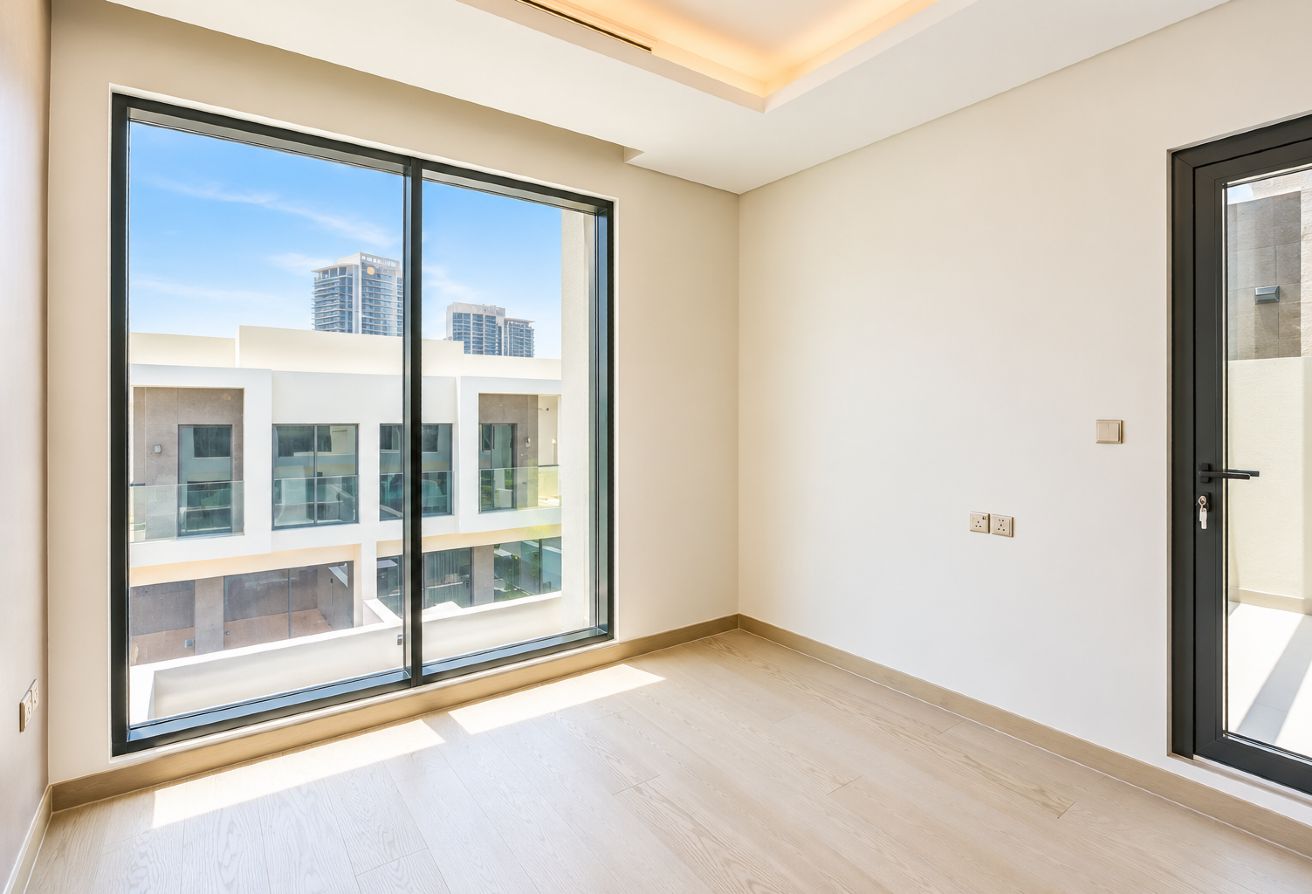 4 bedroom townhouse in Bel Air, Damac Hills: 9