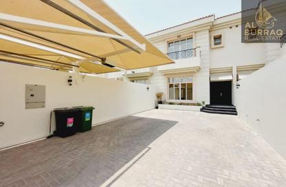 Villa - 4 Bedrooms - 5 Bathrooms for rent in Mirdif - Dubai