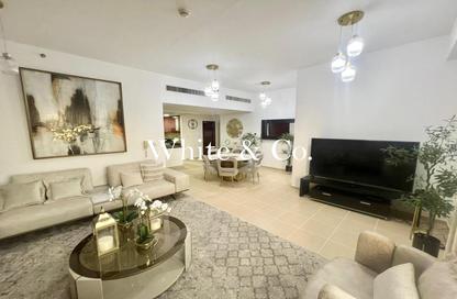 Apartment - 2 Bedrooms - 3 Bathrooms for rent in Rimal 1 - Rimal - Jumeirah Beach Residence - Dubai