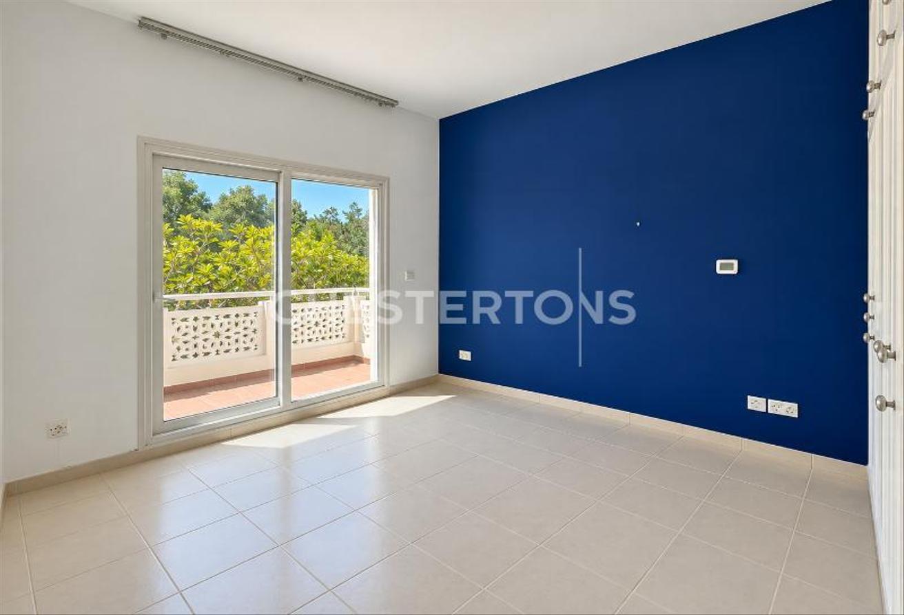 Peaceful Gated Community | Pool & Mature Garden photo 11