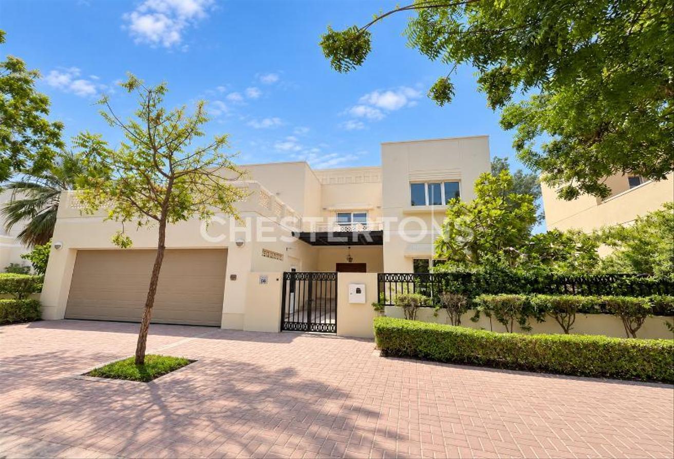 Peaceful Gated Community | Pool & Mature Garden photo 5