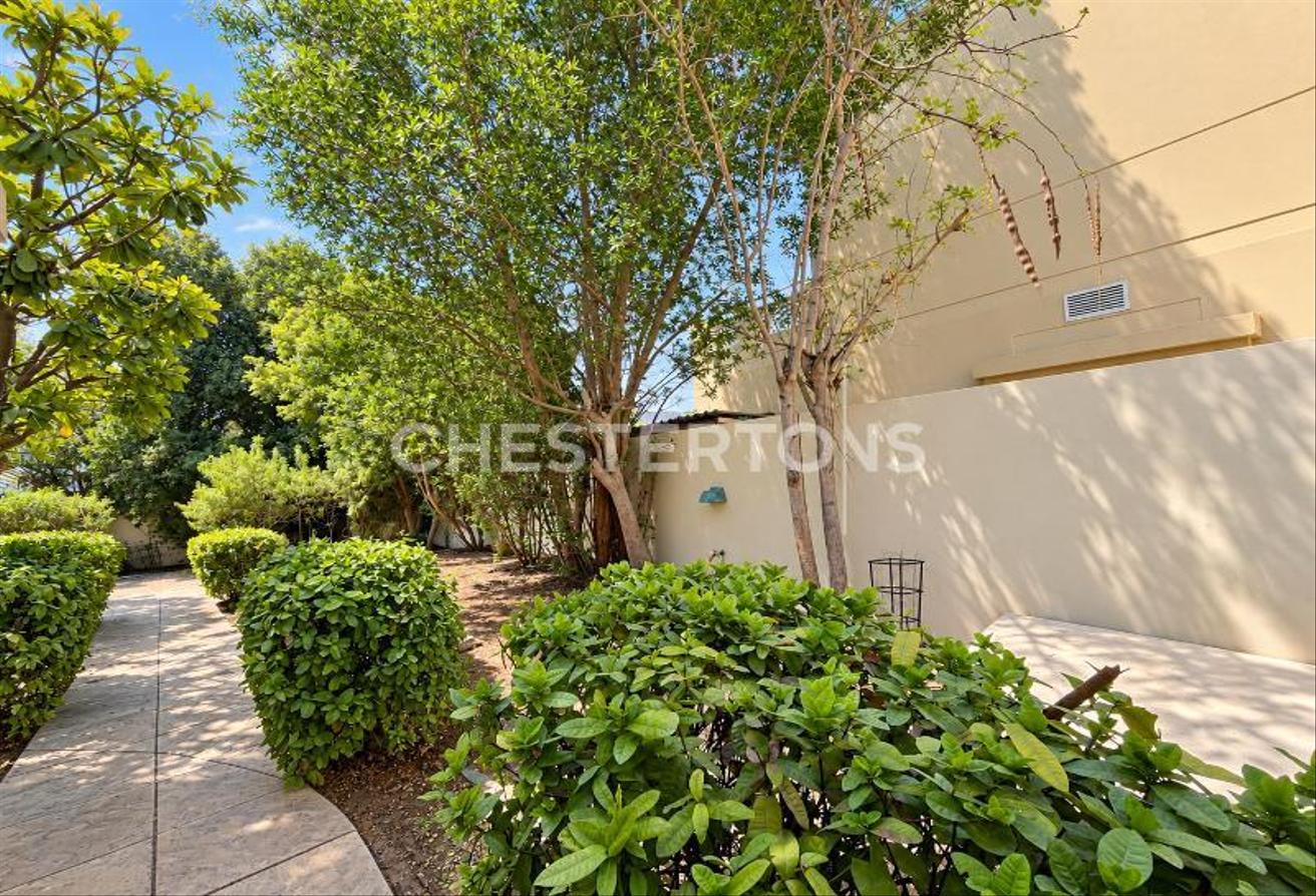 Peaceful Gated Community | Pool & Mature Garden photo 6