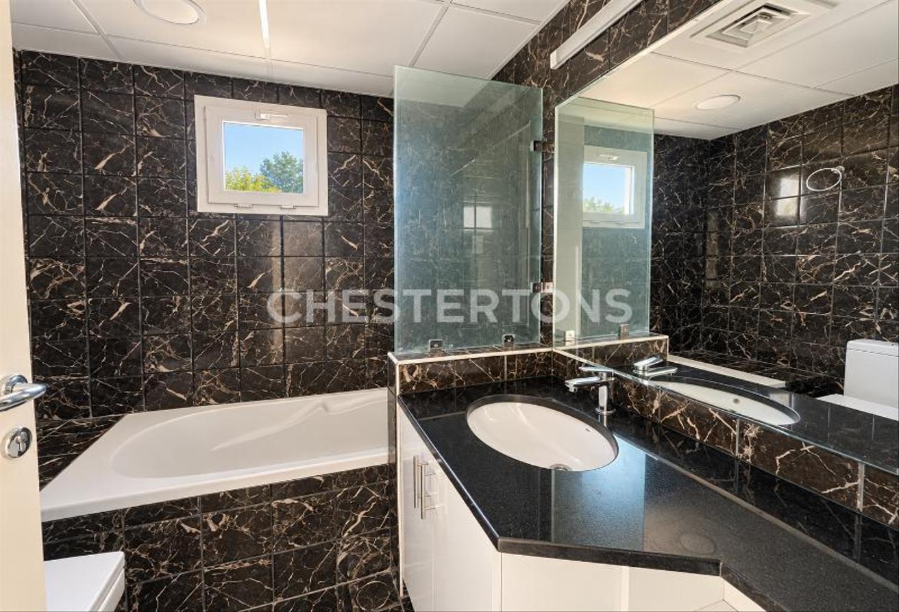 Peaceful Gated Community | Pool & Mature Garden photo 14