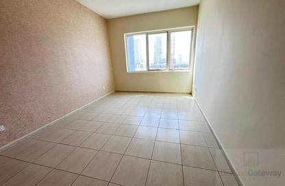 Apartment - 2 Bedrooms - 2 Bathrooms for sale in Olympic Park 2 - Olympic Park Towers - Dubai Sports City - Dubai