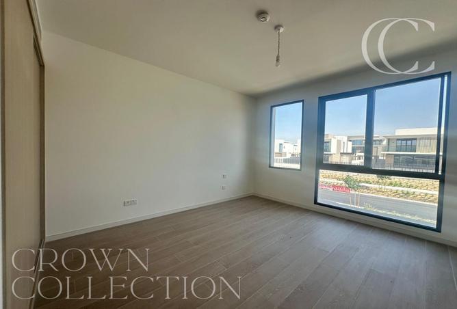 81953846 - صورة العقار 3