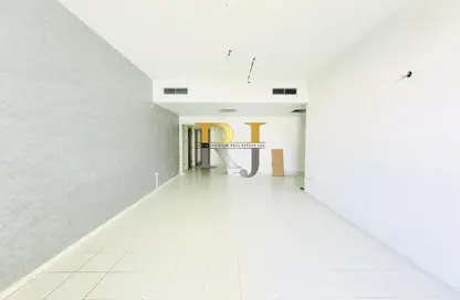 شقة - 4 غرف نوم - 3 حمامات للايجار في مبنى منخول - منخول - بر دبي - دبي