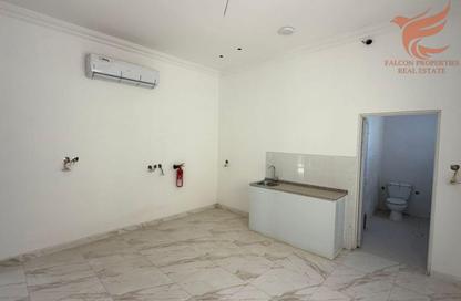 Apartment - Studio - 1 Bathroom for rent in Seih Al Uraibi - Ras Al Khaimah