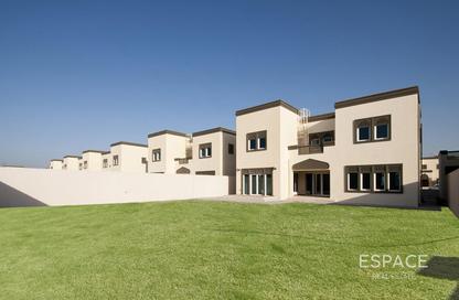 Villa - 3 Bedrooms - 4 Bathrooms for rent in Regional Small - Regional - Jumeirah Park - Dubai