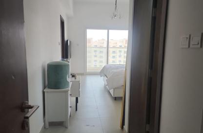 Apartment - Studio - 1 Bathroom for rent in Al Amira Village - Al Yasmeen - Ajman
