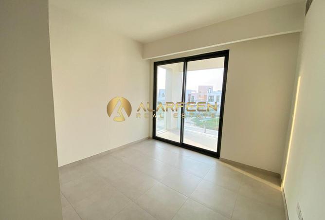 87038173 - صورة العقار 3