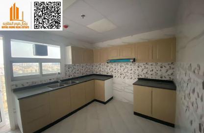 Apartment - 2 Bedrooms - 3 Bathrooms for rent in Corniche Tower - Ajman Corniche Road - Ajman