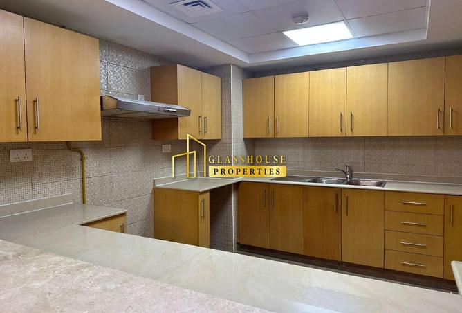 141926793 - Property Image 3