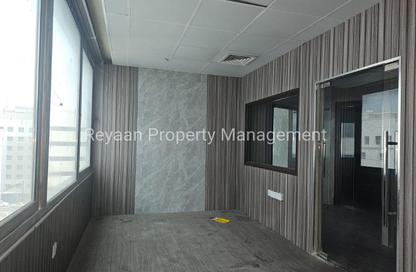 Office Space - Studio - 1 Bathroom for rent in Al Rigga Building - Al Muraqqabat - Deira - Dubai