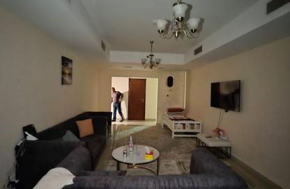 Apartment - 1 - 2 for sale in Beach Tower 2 - Al Khan Lagoon - Al Khan - Sharjah Apartment - 1 - 2 for sale in Beach Tower 2 - Al Khan Lagoon - Al Khan - Sharjah