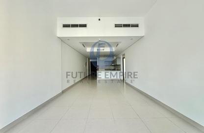 Apartment - 2 Bedrooms - 3 Bathrooms for rent in Saleh Building - Al Jaddaf - Dubai