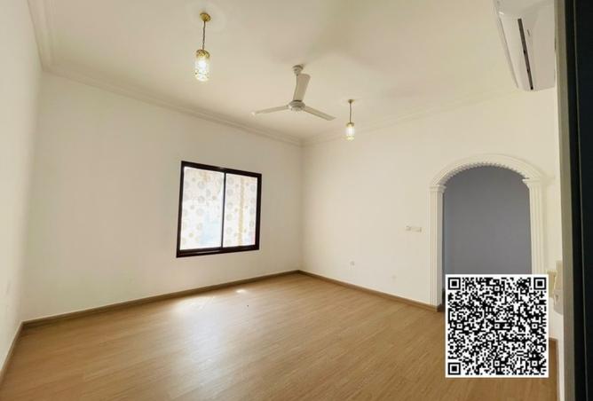 144636404 - Property Image 3