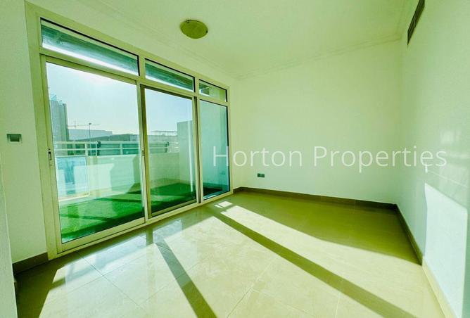100403077 - Property Image 2