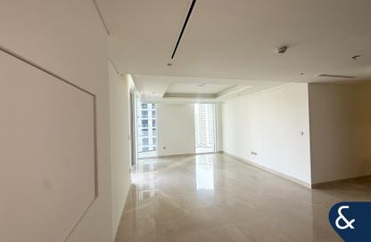 Apartment - 2 Bedrooms - 2 Bathrooms for sale in Palace Beach Residence Tower 2 - Palace Beach Residence - Emaar Beachfront - Dubai Harbour - Dubai