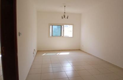 Apartment - 1 - 2 for rent in Palm Tower 2 - Palm Towers - Al Majaz - Sharjah Apartment - 1 - 2 for rent in Palm Tower 2 - Palm Towers - Al Majaz - Sharjah