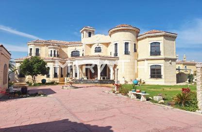 Villa - 5 Bedrooms - 7 Bathrooms for rent in Al Barsha South 1 - Al Barsha South - Al Barsha - Dubai