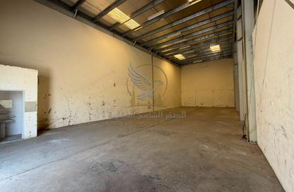 Warehouse - Studio - 1 Bathroom for rent in Industrial Area 18 - Sharjah Industrial Area - Sharjah