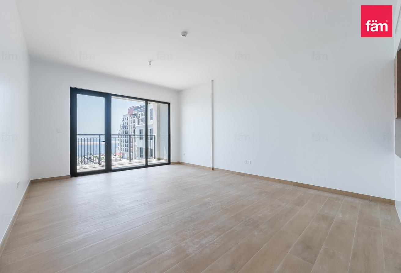 Sea View| Burj View | 2 Bed Bright Unit photo 7