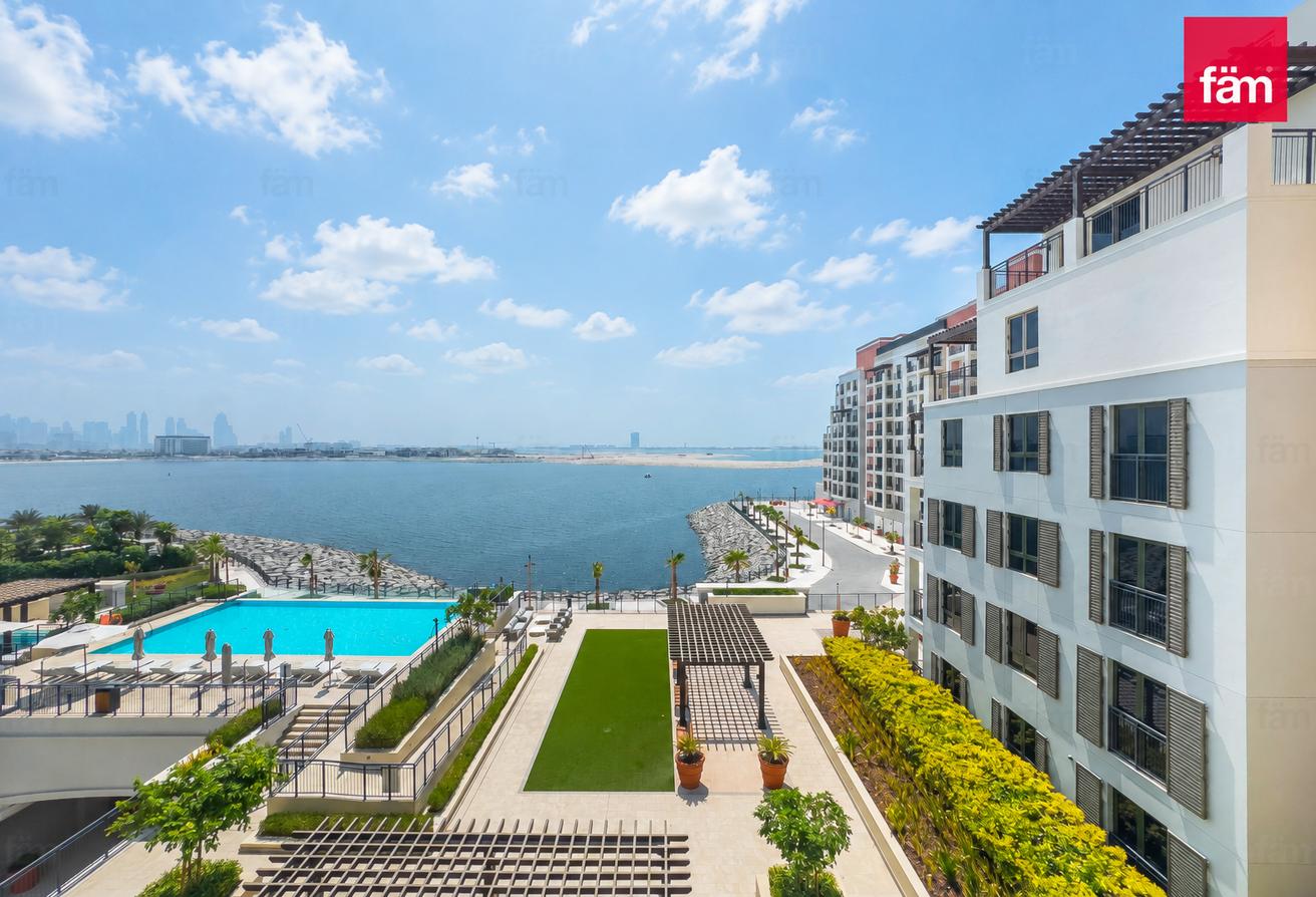 Sea View| Burj View | 2 Bed Bright Unit photo 24