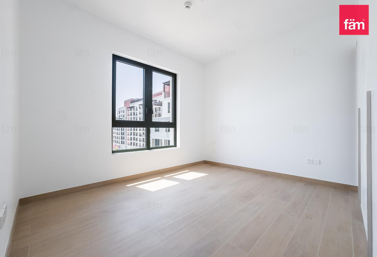 Sea View| Burj View | 2 Bed Bright Unit photo 12