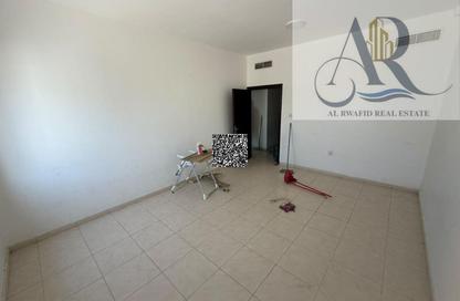 Apartment - 1 - 1 for rent in Al Rumailah building - Al Rumailah 2 - Ajman
