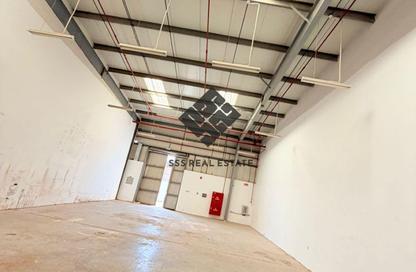 Warehouse - Studio - 1 Bathroom for rent in Umm Dir - Umm Al Quwain