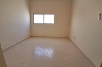 Apartment - 1 - 1 for rent in Fire Station Road - Muwaileh - Sharjah