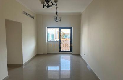 Apartment - 2 Bedrooms - 2 Bathrooms for rent in Al Yakka Residence - Al Mankhool - Bur Dubai - Dubai Apartment - 2 Bedrooms - 2 Bathrooms for rent in Al Yakka Residence - Al Mankhool - Bur Dubai - Dubai