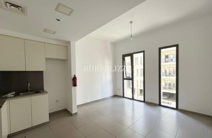 Apartment - Studio - 1 Bathroom for rent in Hayat Boulevard 2B - Hayat Boulevard 2 - Hayat Boulevard - Town Square - Dubai Apartment - Studio - 1 Bathroom for rent in Hayat Boulevard 2B - Hayat Boulevard 2 - Hayat Boulevard - Town Square - Dubai