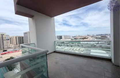 Apartment - 2 Bedrooms - 3 Bathrooms for rent in Emerald Oud Metha - Oud Metha - Bur Dubai - Dubai