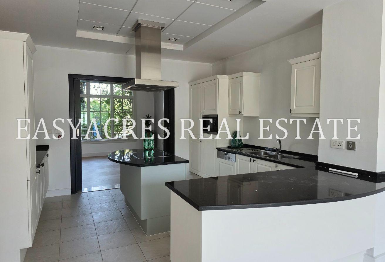 High Ceiling | Spacious 3 Bed + Maid photo 7