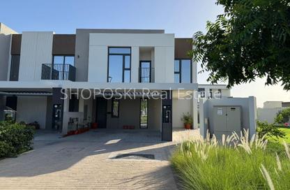 Villa - 4 Bedrooms - 3 Bathrooms for rent in Greenviews 2 - EMAAR South - Dubai South (Dubai World Central) - Dubai
