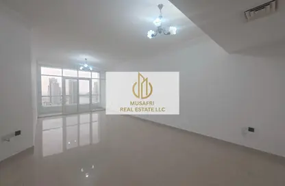 Apartment - 2 Bedrooms - 3 Bathrooms for rent in New Al Taawun Road - Al Taawun - Sharjah