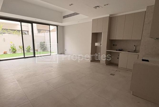 70279388 - صورة العقار 3