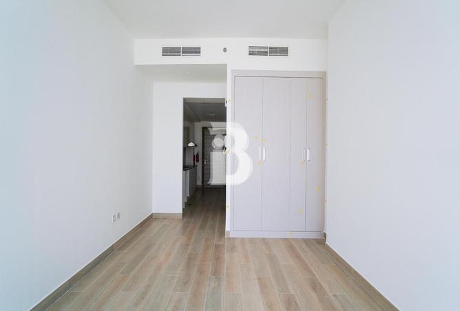 87889399 - Property Image 2