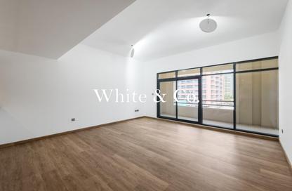 Apartment - 3 Bedrooms - 3 Bathrooms for rent in Al Ghaf 3 - Al Ghaf - Greens - Dubai