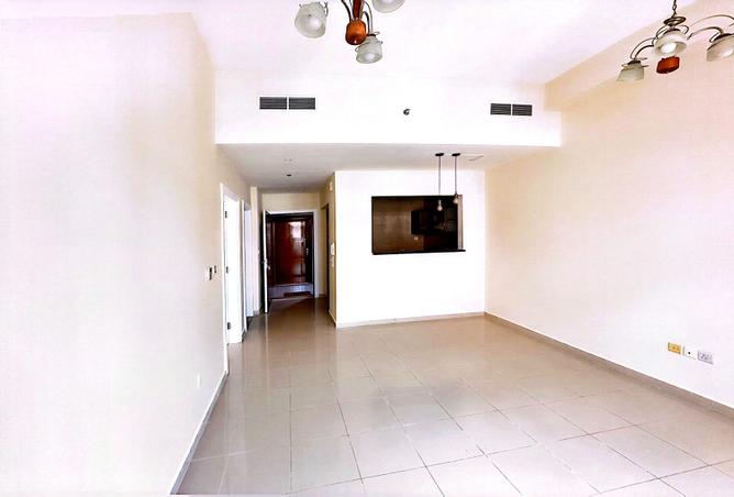 82389273 - Property Image 2