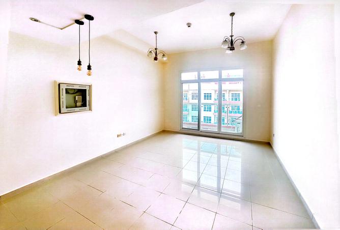 82389273 - Property Image 3