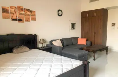 شقة - 1 حمام للايجار في مساكن النخبة رقم 6 - مساكن النخبة الرياضية - مدينة دبي الرياضية - دبي