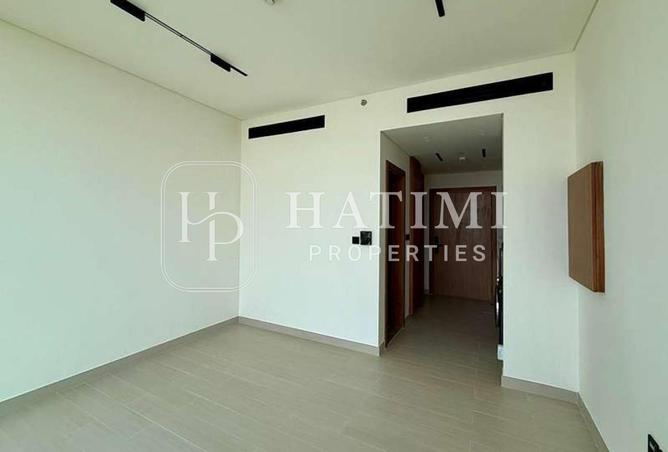 73860253 - Property Image 3